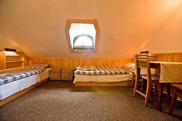 Hostel Schronisko Pttk Samotnia Karpacz Zimmer foto