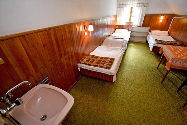 Hostel Schronisko Pttk Samotnia Karpacz Zimmer foto
