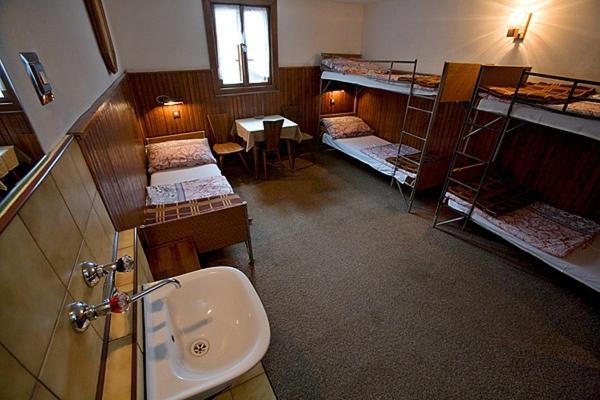 Hostel Schronisko Pttk Samotnia Karpacz Zimmer foto