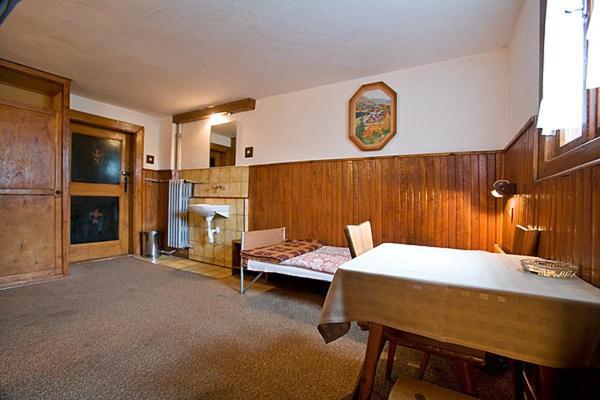 Hostel Schronisko Pttk Samotnia Karpacz Zimmer foto